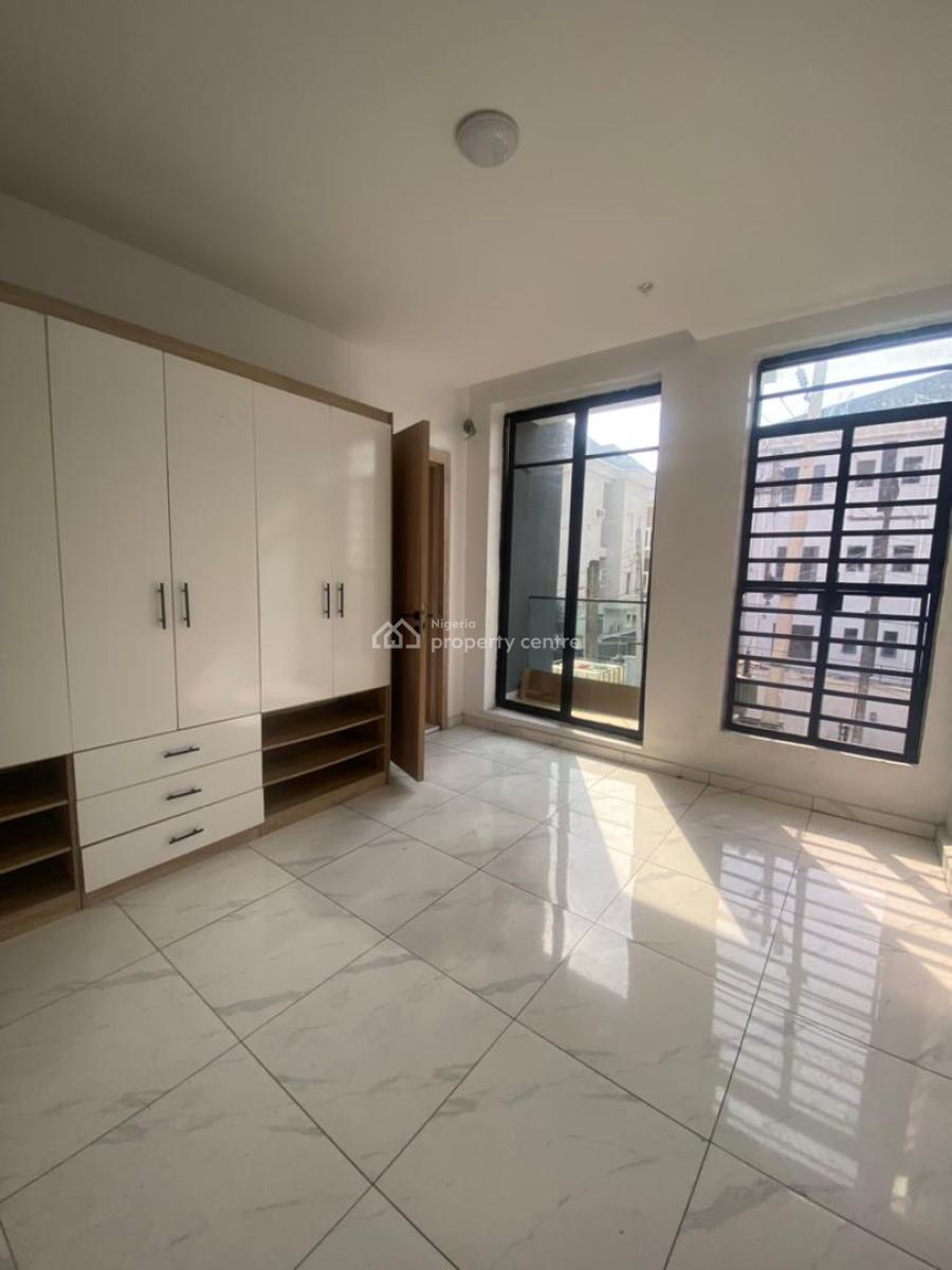 2 Bedroom Apartment, Ilasan, Lekki, Lagos, Flat / Apartment for Sale