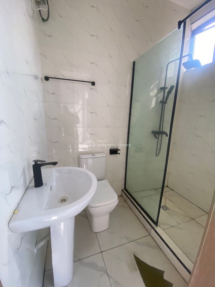 2 Bedroom Apartment, Ilasan, Lekki, Lagos, Flat / Apartment for Sale