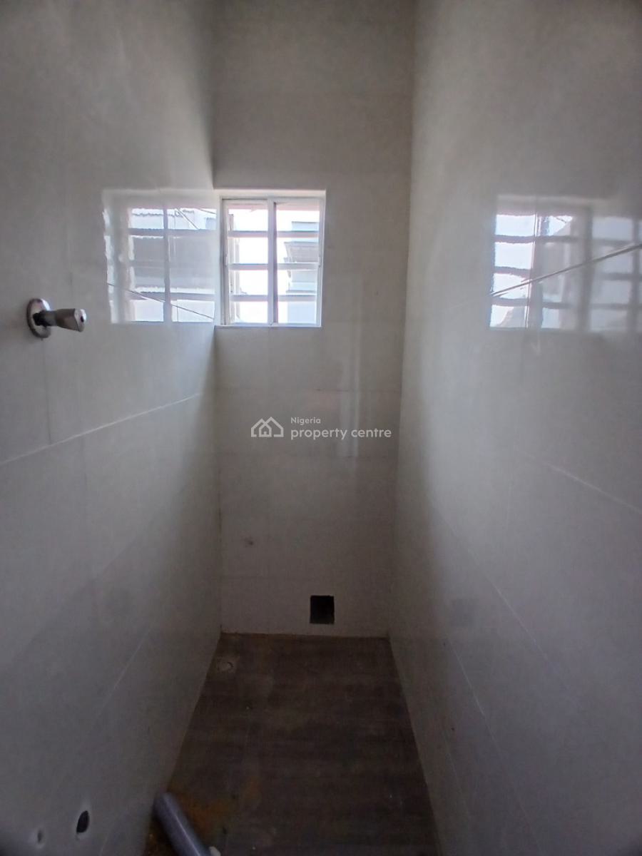 Newly Built 2 Bedroom Flat, Meadow View Estate, Abraham Adesanya, Lekki Phase 2, Lekki, Lagos, Flat / Apartment for Rent