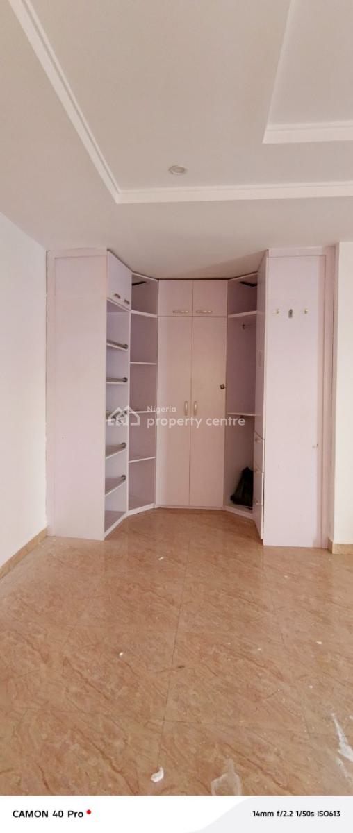 Neatly Renovated and Well Maintain 3 Bedroom Duplex, Orchid Road, Lekki, Lagos, Terraced Duplex for Rent