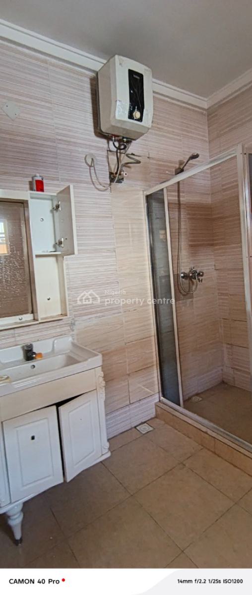 Neatly Renovated and Well Maintain 3 Bedroom Duplex, Orchid Road, Lekki, Lagos, Terraced Duplex for Rent