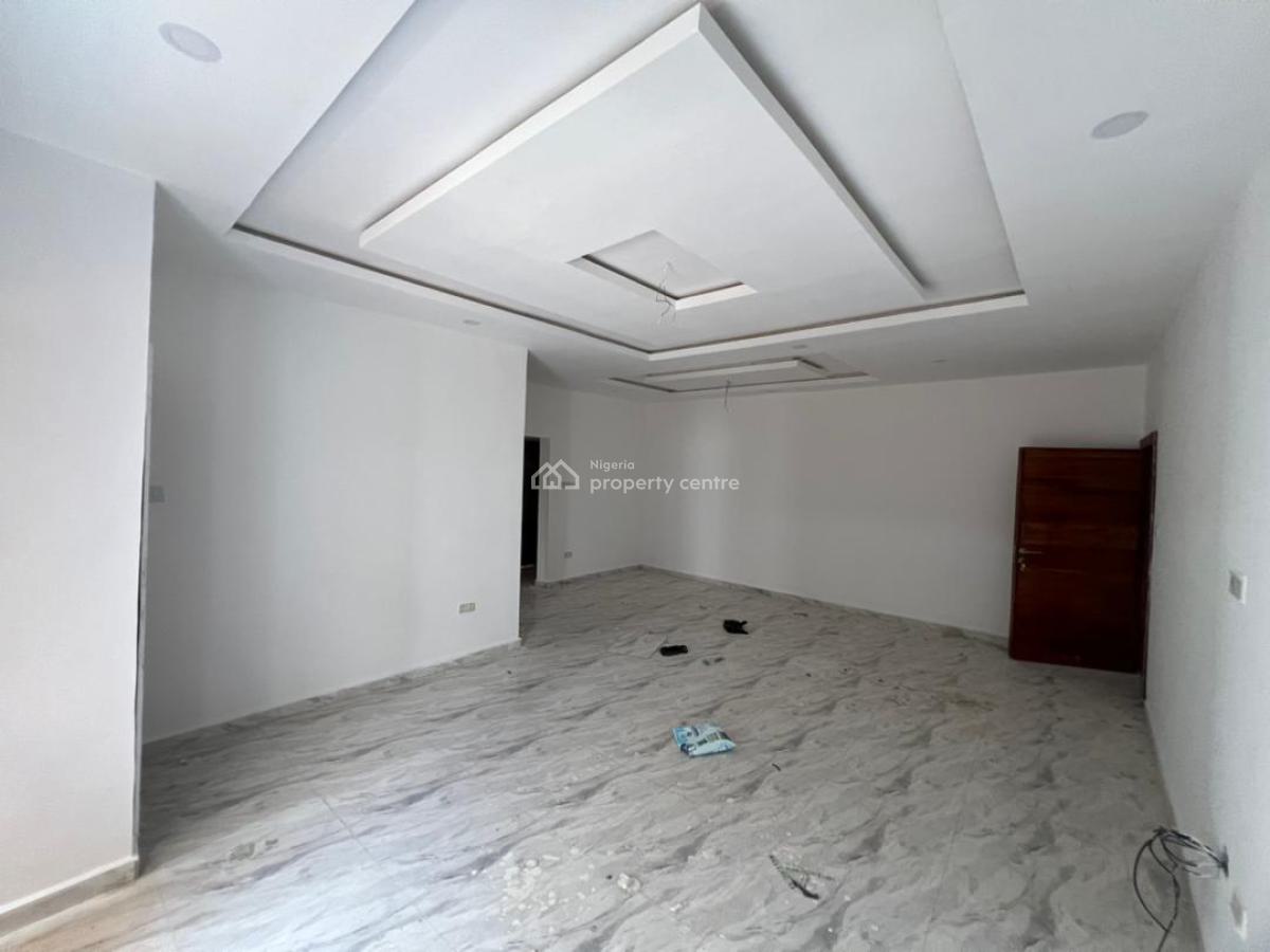 2 Bedroom Apartment, Ikota Villa, Ikota, Lekki, Lagos, Flat / Apartment for Sale