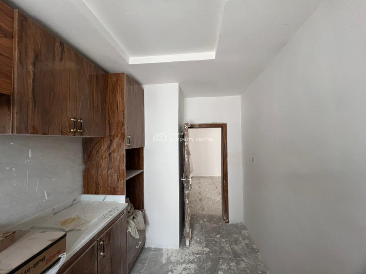 2 Bedroom Apartment, Ikota Villa, Ikota, Lekki, Lagos, Flat / Apartment for Sale