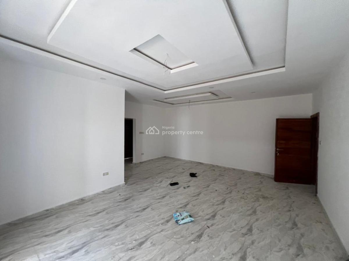 2 Bedroom Apartment, Ikota Villa, Ikota, Lekki, Lagos, Flat / Apartment for Sale
