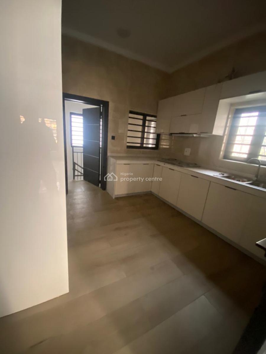 4 Bedroom Semidetached Duplex with a Bq, Ilasan, Lekki, Lagos, Semi-detached Duplex for Sale