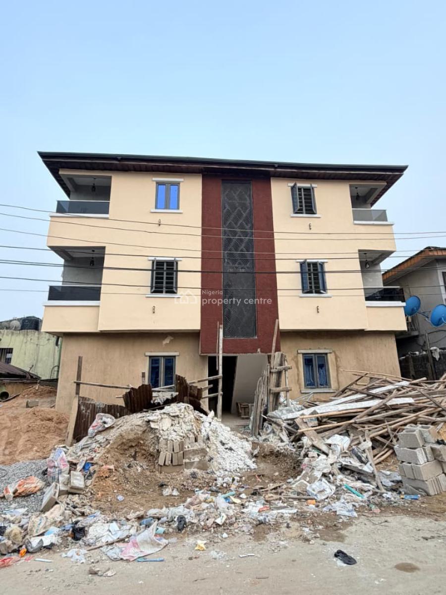Morgan Apartment Is a Decent 17 Years Long Lease Apartment in Somolu,, 17 Years Lease in a Serene Environment Shomolo Lagos, Shomolu, Lagos, Flat / Apartment for Rent