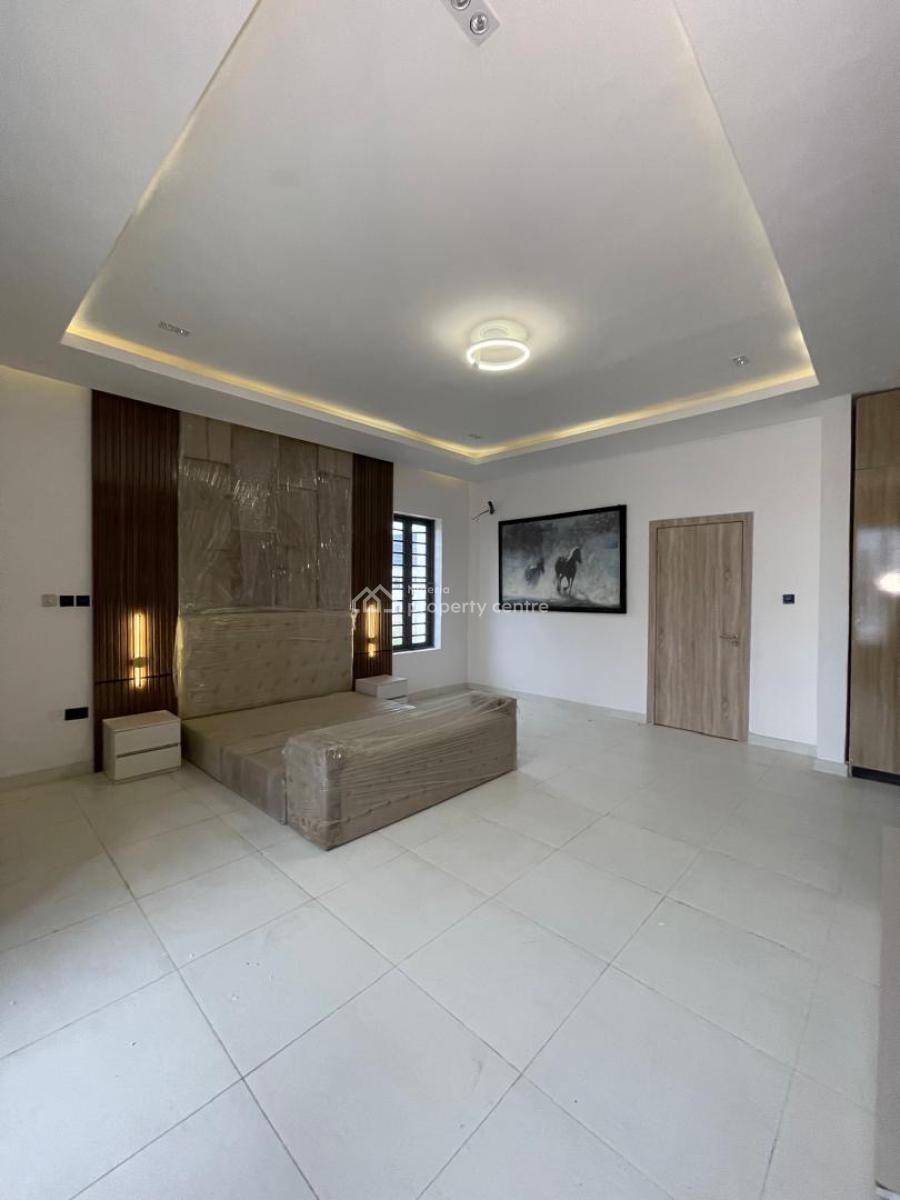 4 Bedroom Semi Detached Duplex with Bq Shared Compound, Vgc, Lekki, Lagos, Semi-detached Duplex for Sale