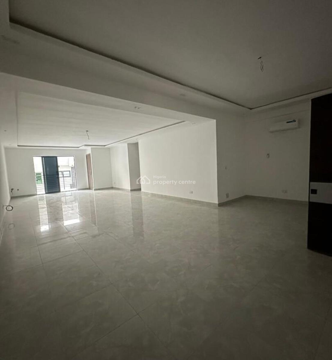 Serviced 3-bedroom Apartment with Bq, Lekki Phase 1, Lekki, Lagos, Flat / Apartment for Rent