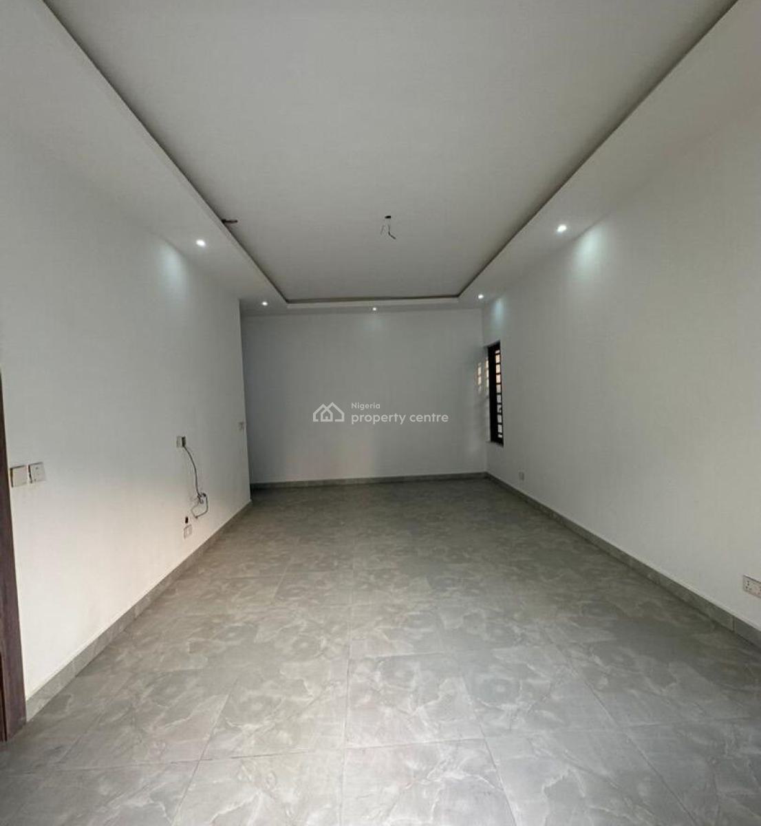 Serviced 3-bedroom Apartment with Bq, Lekki Phase 1, Lekki, Lagos, Flat / Apartment for Rent