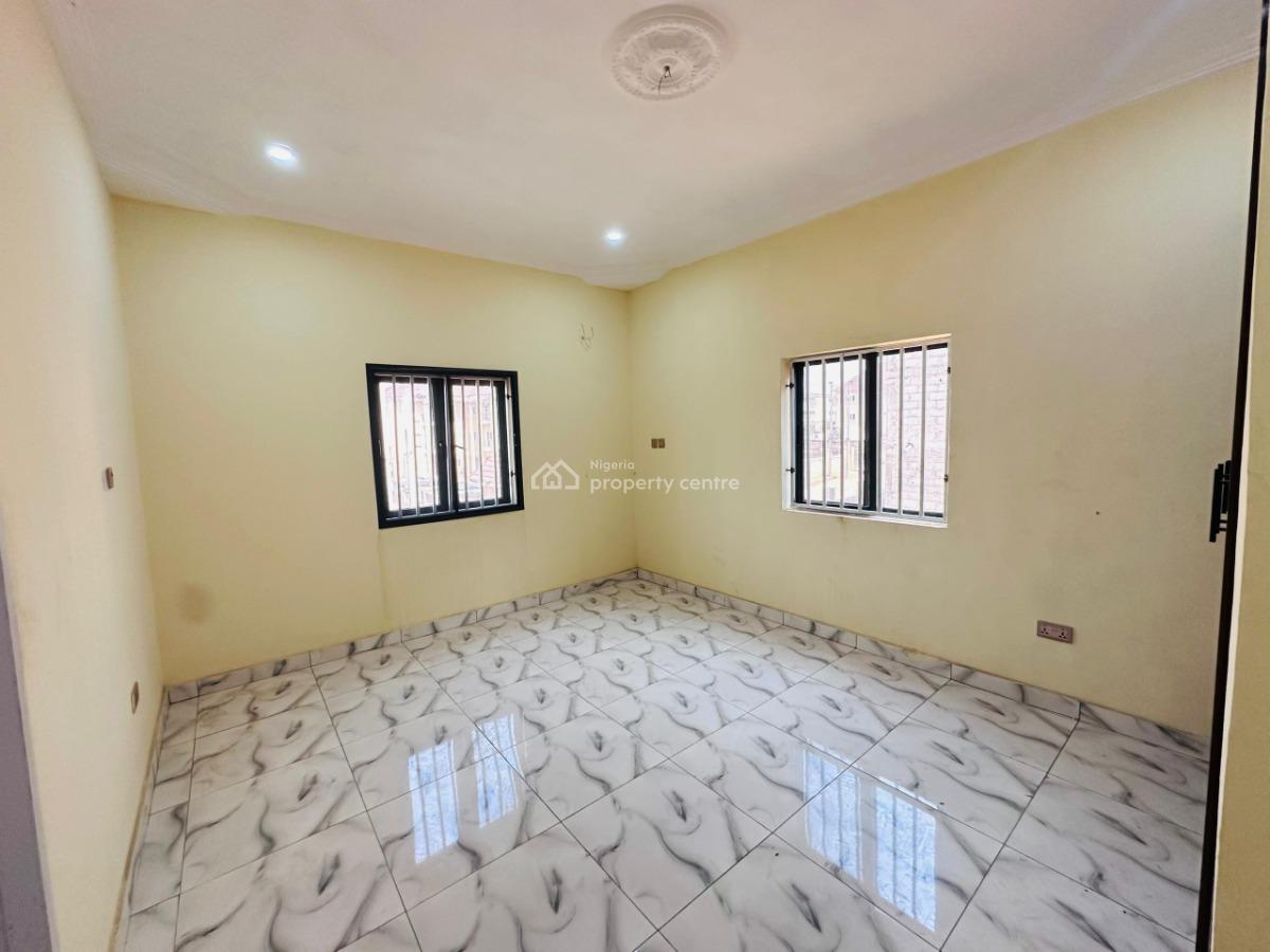 2 Bedroom Flat, Dawaki Abuja, Dawaki, Gwarinpa, Abuja, Flat / Apartment for Sale