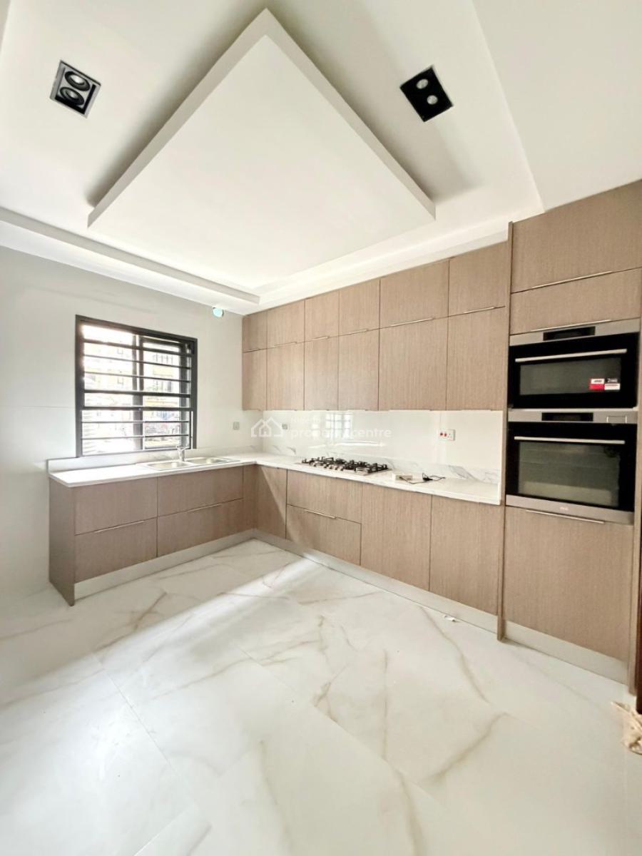 Tastefully Built 4 Bedroom Terrace Duplex with Bq, Osapa, Lekki, Lagos, Terraced Duplex for Sale