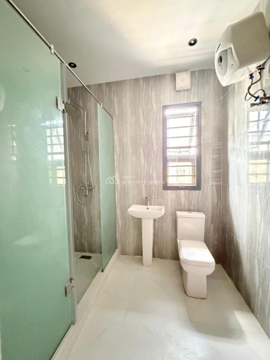 Tastefully Built 4 Bedroom Terrace Duplex with Bq, Osapa, Lekki, Lagos, Terraced Duplex for Sale