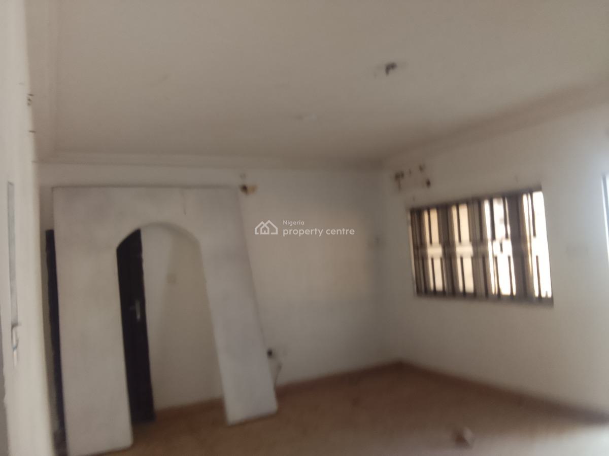 Two Bedrooms Flat, By Nicon Junction, Katampe (main), Katampe, Abuja, Flat / Apartment for Rent