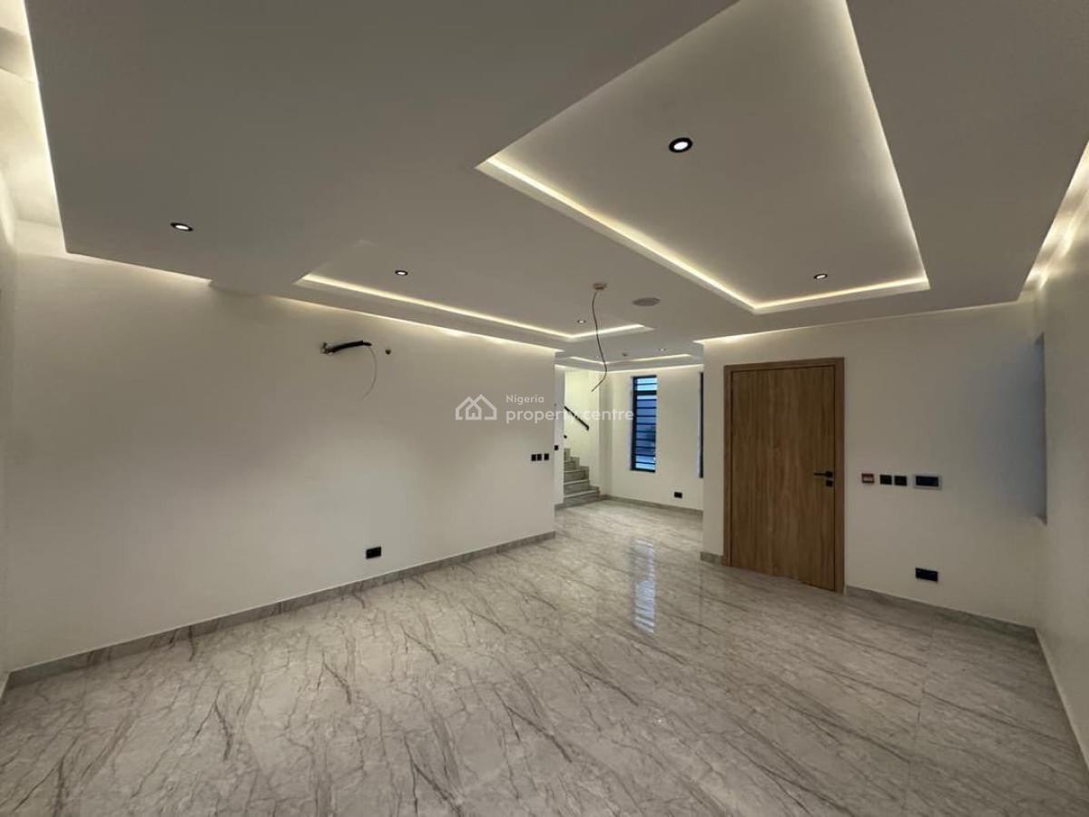 Solid and Spacious Fully Serviced 4 Bedroom Duplex +bq, Most Sought After Haven Neighborhood, Ikate, Lekki, Lagos, Terraced Duplex for Sale