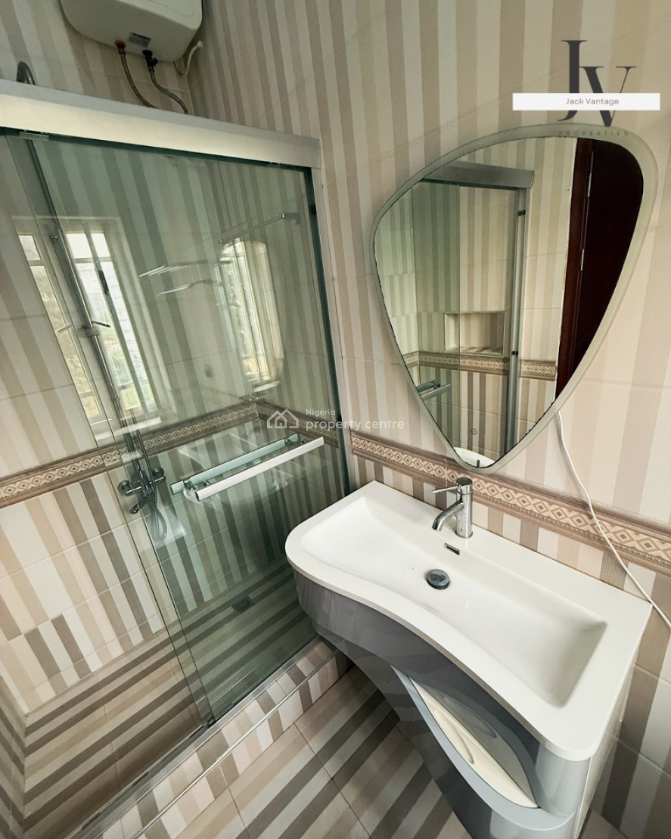 Executive 3-bedroom Apartment with Bq, Banana Island, Ikoyi, Lagos, Flat / Apartment for Rent