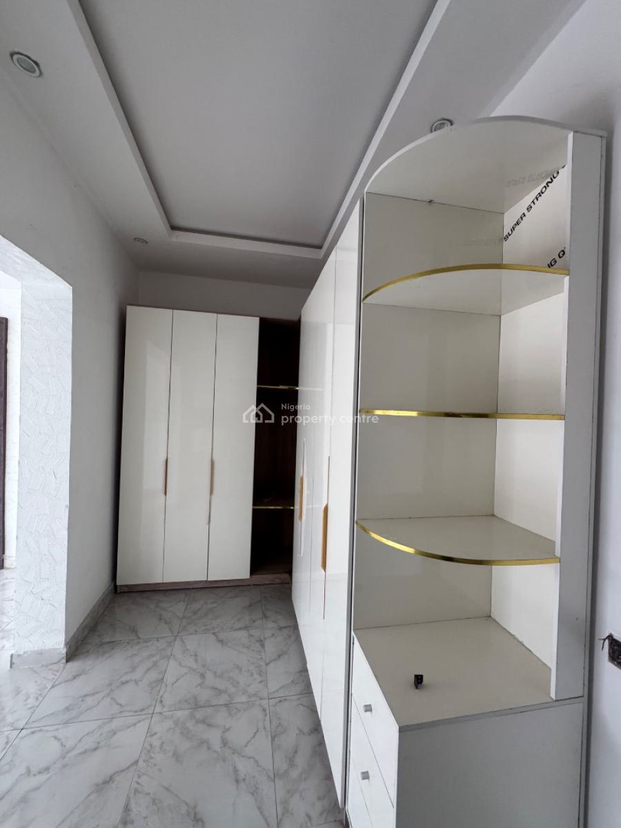 Glowing Five (5) Bedroom Semi-detached Duplex, Osapa, Lekki, Lagos, Semi-detached Duplex for Sale