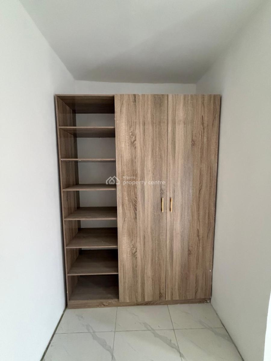 Contemporary 2 Bedroom Apartment, Ologolo, Lekki, Lagos, Flat / Apartment for Sale