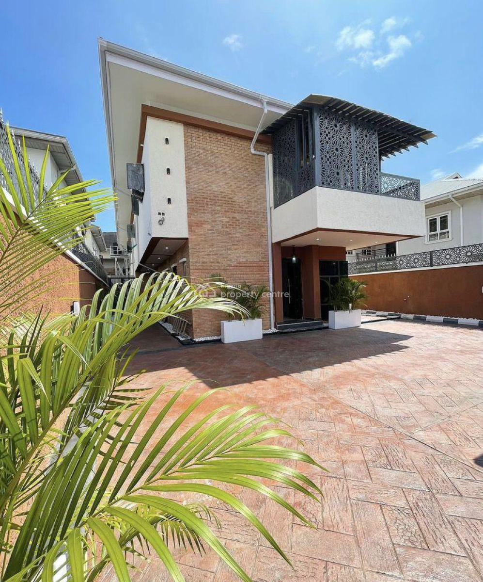 Stop Scrolling! Magnificent 5-bed Detached Duplex + Private Pool + Bq, Off Admiralty Way, Lekki Phase 1, Lekki, Lagos, House for Rent