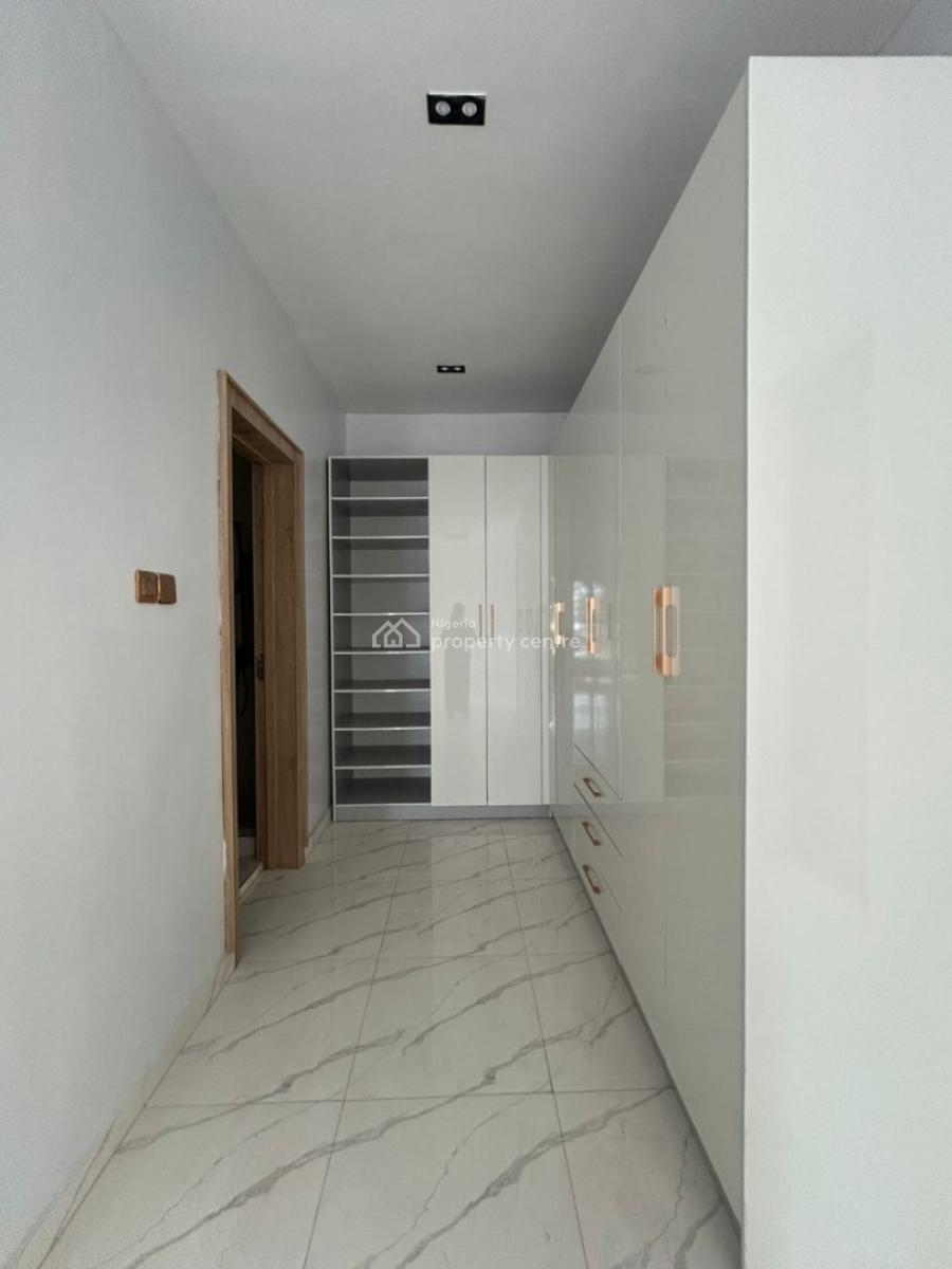 4-bedroom Semi-detached Duplex with Bq, Ologolo, Lekki, Lagos, Semi-detached Duplex for Sale