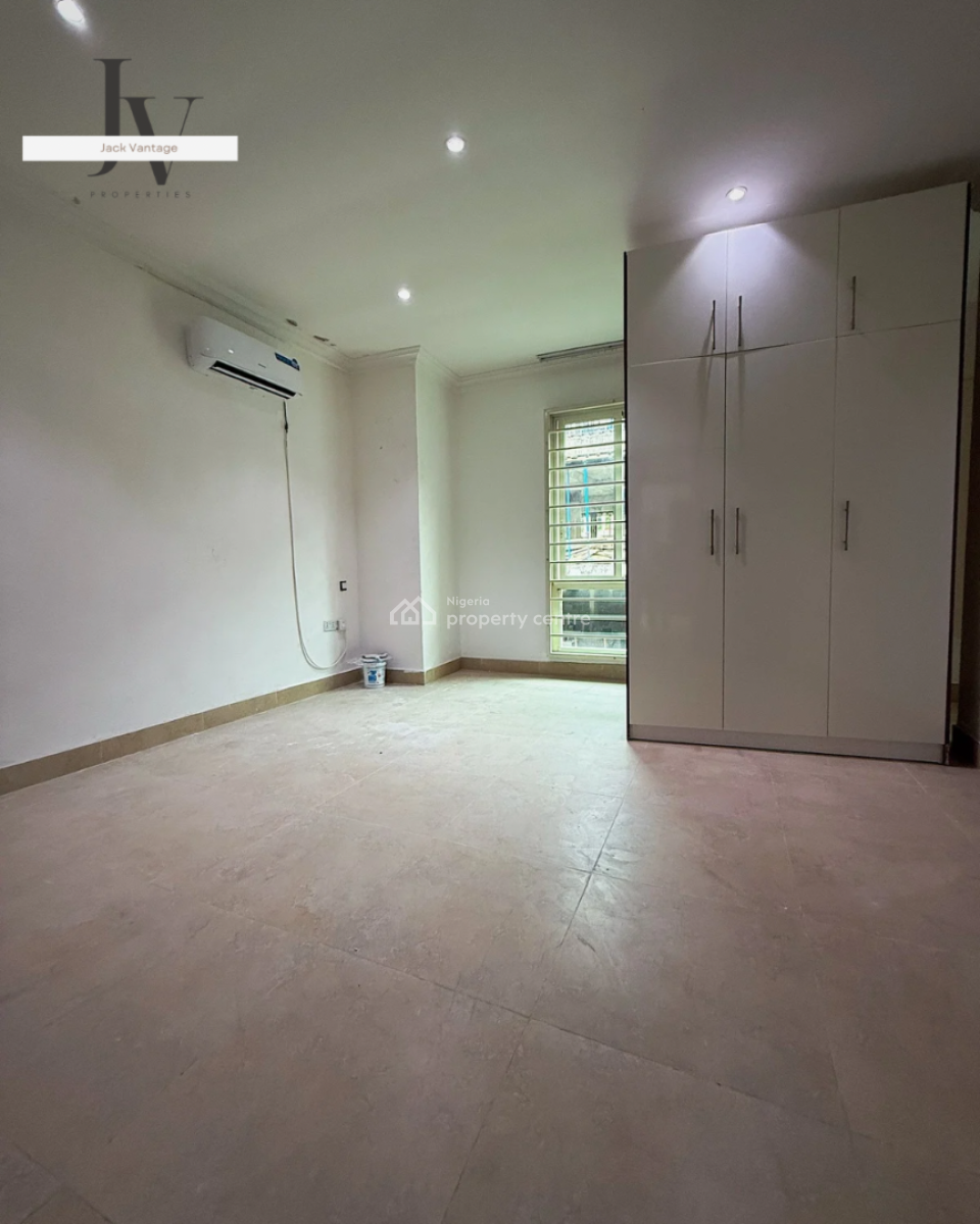 Newly Renovated 3-bedroom Maisonette + Bq --- Ikoyi, Old Ikoyi, Ikoyi, Lagos, Flat / Apartment for Rent