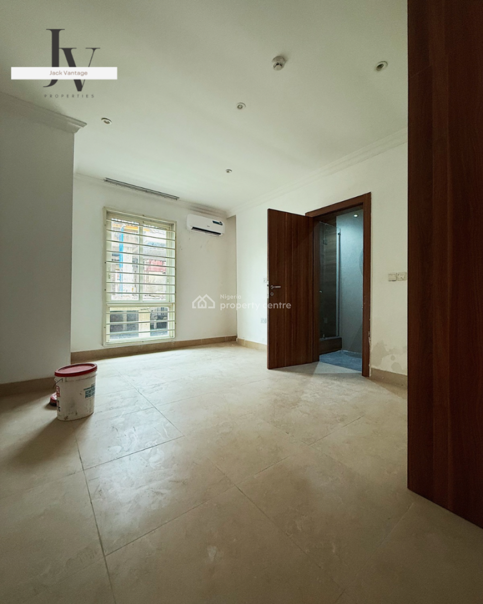 Newly Renovated 3-bedroom Maisonette + Bq --- Ikoyi, Old Ikoyi, Ikoyi, Lagos, Flat / Apartment for Rent