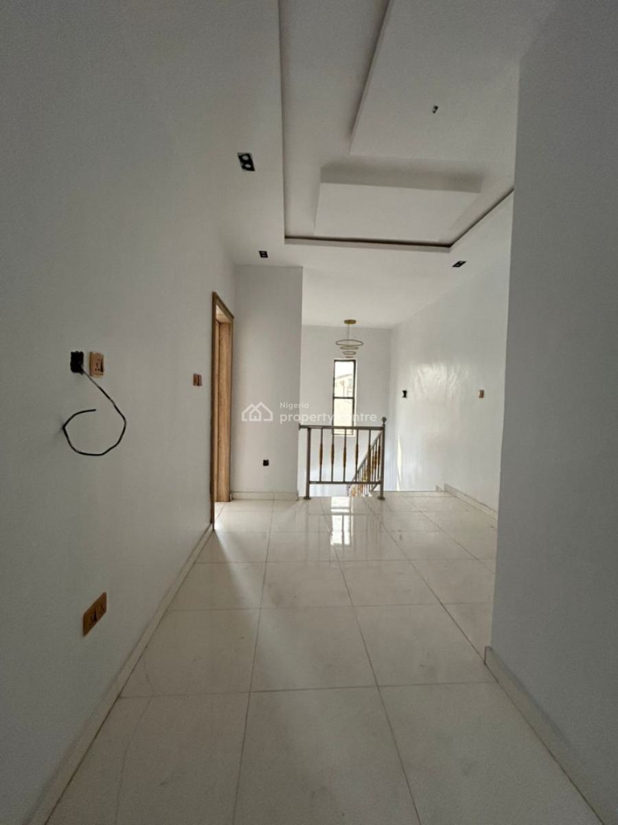 4-bedroom Semi-detached Duplex with Bq, Ologolo, Lekki, Lagos, Semi-detached Duplex for Sale