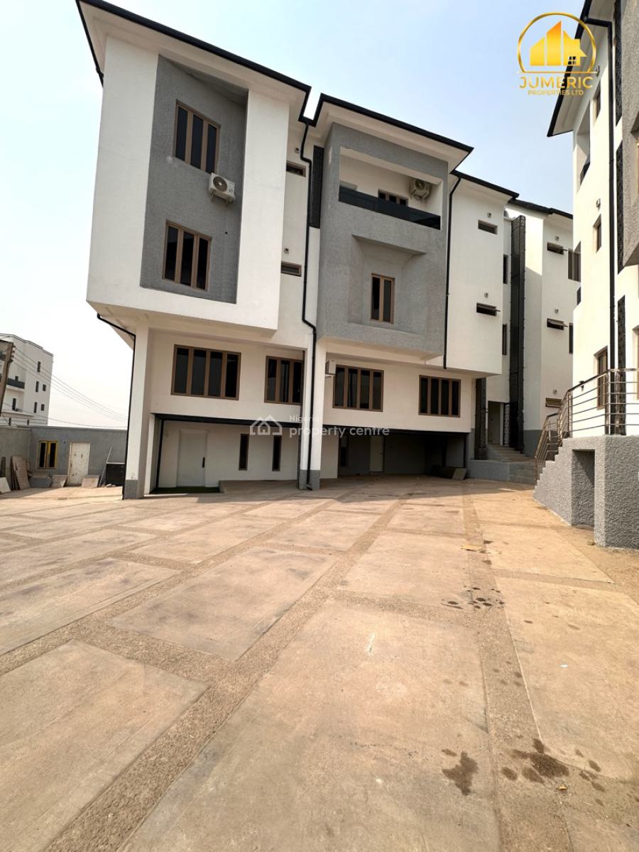 Newly Built 3 Bedroom Spacious Apartment, Serene Neighborhood, Good Access Road, Serene Neighborhood, Guzape District, Abuja, Flat / Apartment for Sale