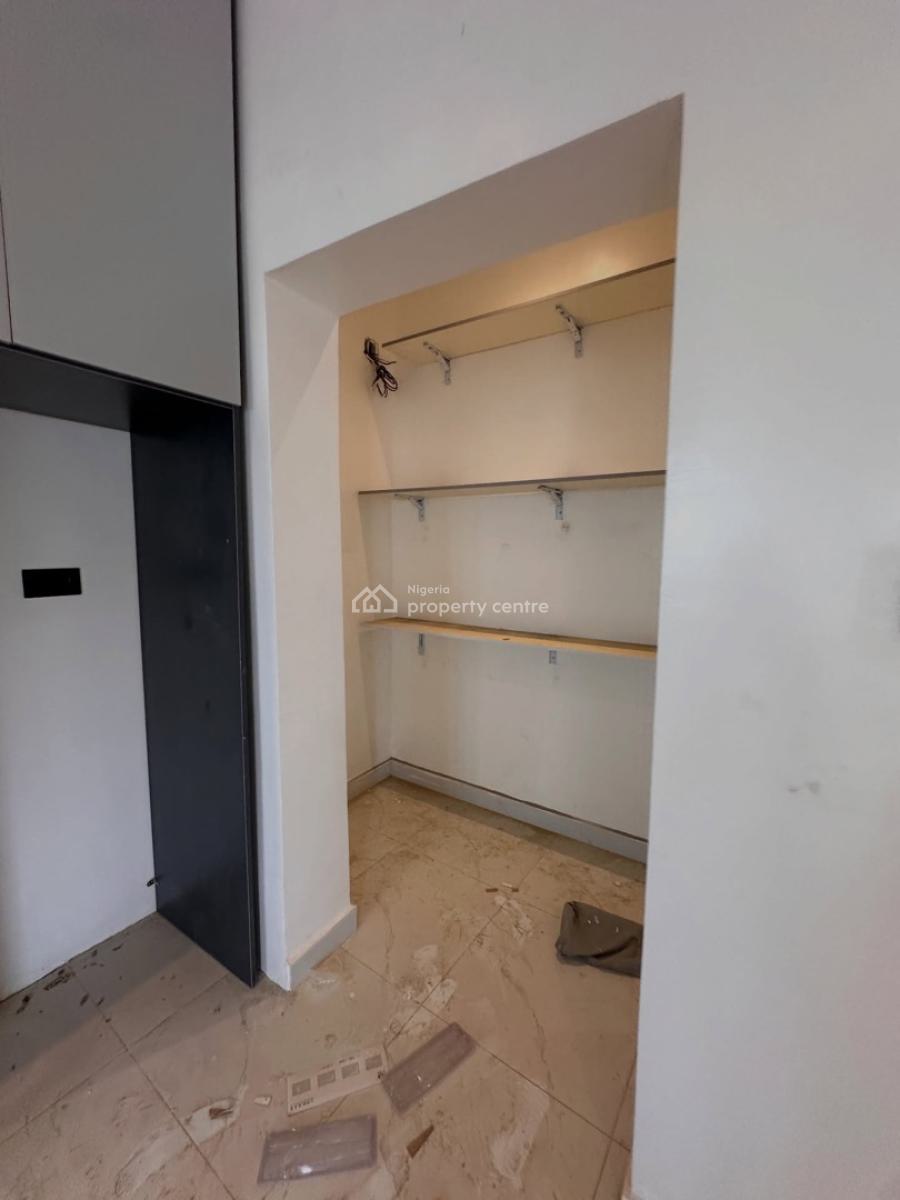 Newly Built 3 Bedroom Spacious Apartment, Serene Neighborhood, Good Access Road, Serene Neighborhood, Guzape District, Abuja, Flat / Apartment for Sale