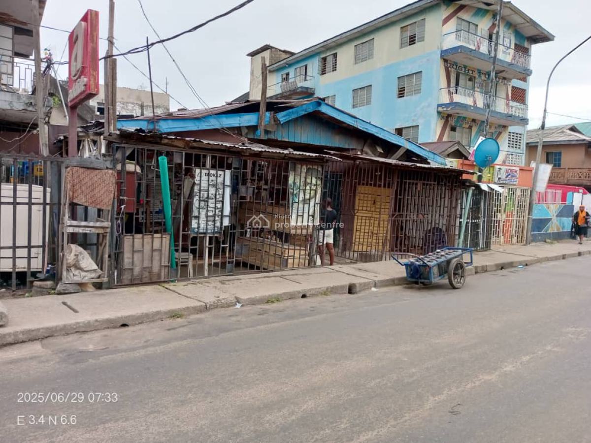 Tenement Bungalow Along Popular Apata Street Shomolu Lagos., Shomolu, Lagos, Block of Flats for Sale