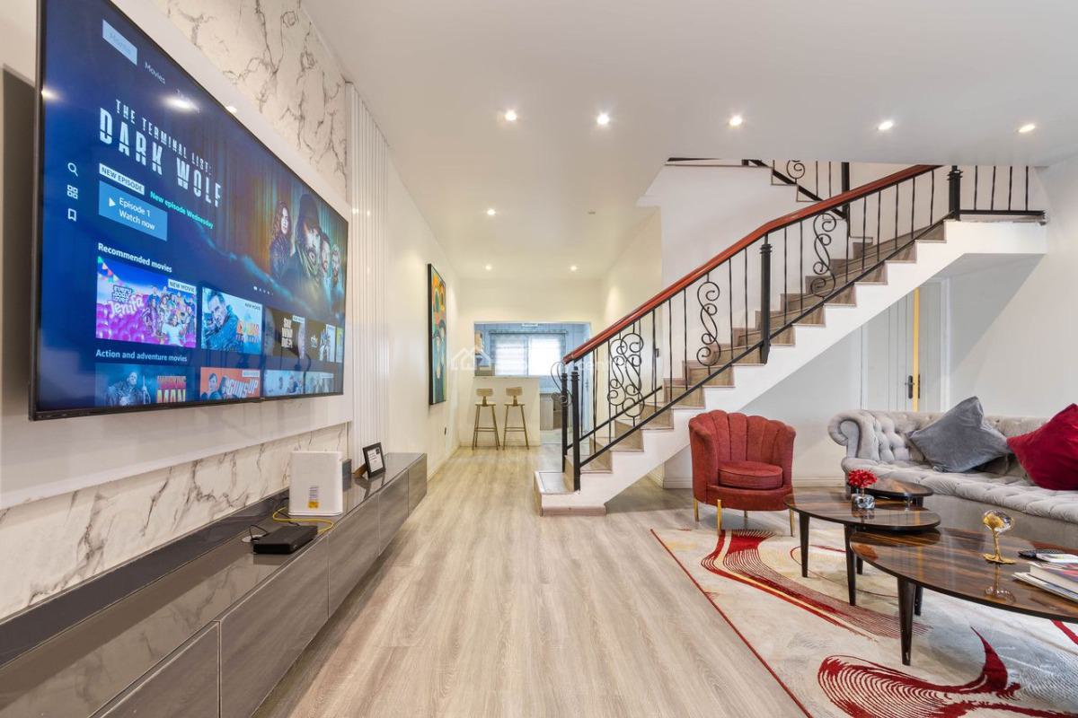 Six Units of 3 Bedroom Apartments, Lekki Phase 1, Lekki, Lagos, Flat / Apartment Short Let