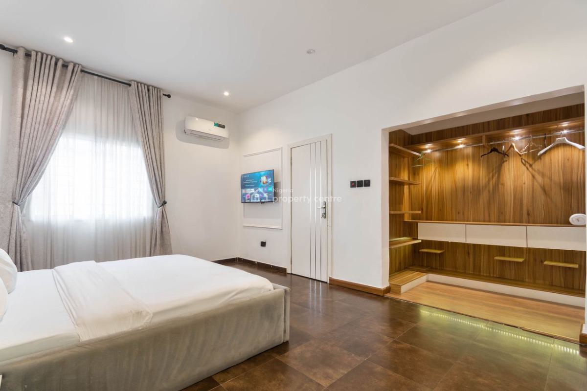 Six Units of 3 Bedroom Apartments, Lekki Phase 1, Lekki, Lagos, Flat / Apartment Short Let