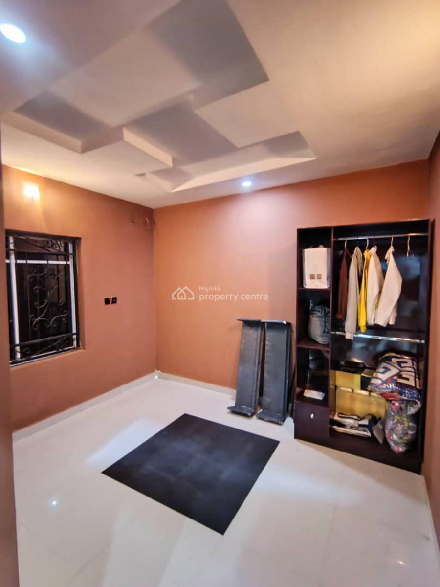 a Room in a 3 Bedroom Shared Apartment, Thera Annex, Sangotedo, Ajah, Lagos, Self Contain (single Rooms) for Rent