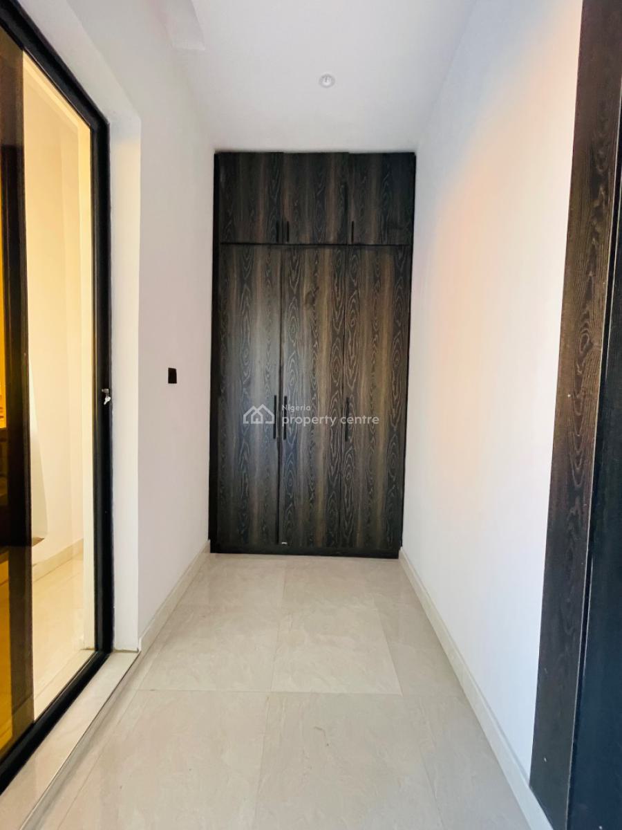 Aesthetically Pleasing 7 Bedroom Fully Detached Duplex with Bq, Magnificently Detailed Home with Bq in a Secured Estate, Gra Phase 2, Magodo, Lagos, Detached Duplex for Sale