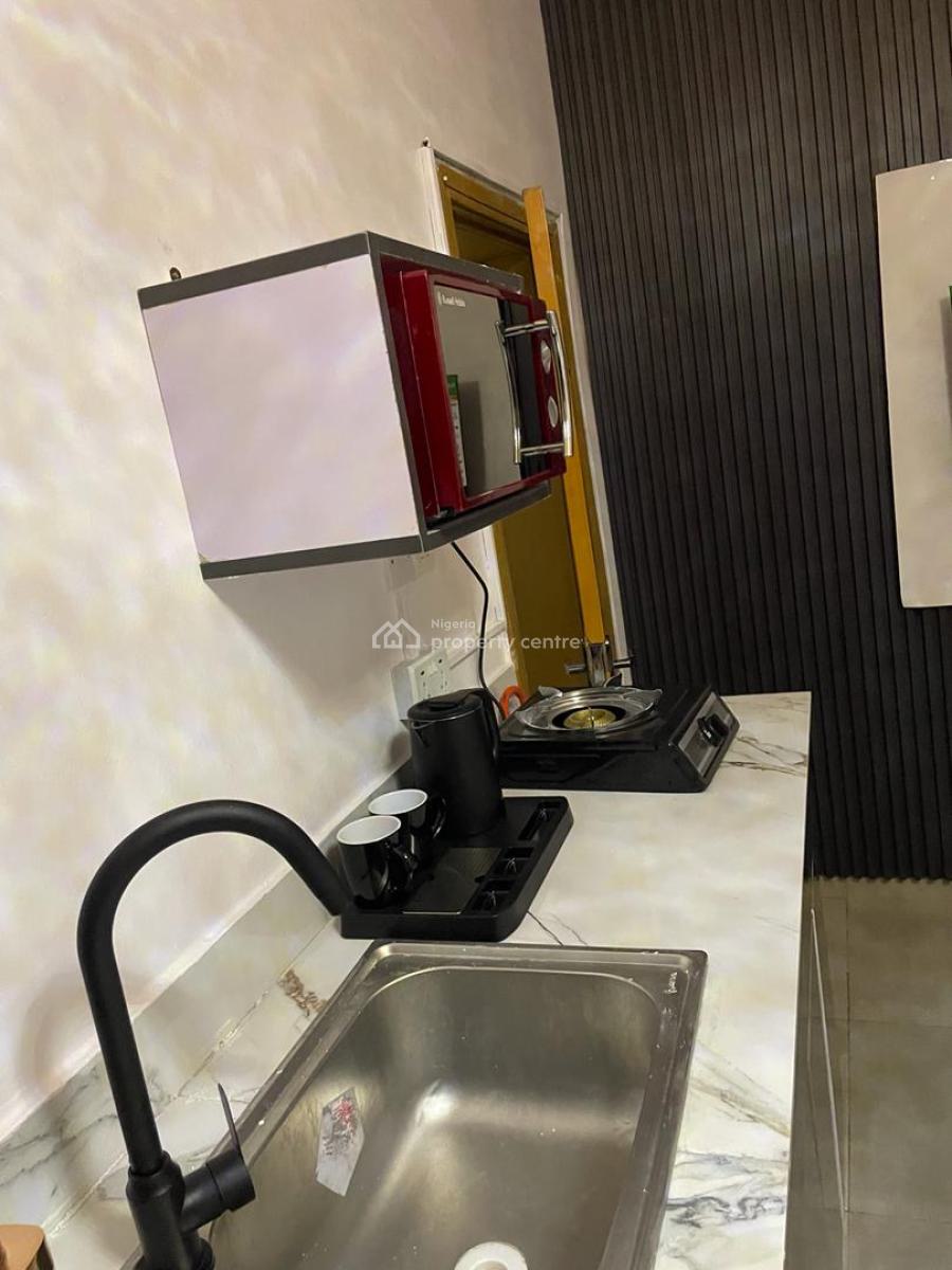 Fully Service Studio Apartment, Chevron Drive, Lekki Expressway, Lekki, Lagos, Self Contain (single Rooms) for Rent