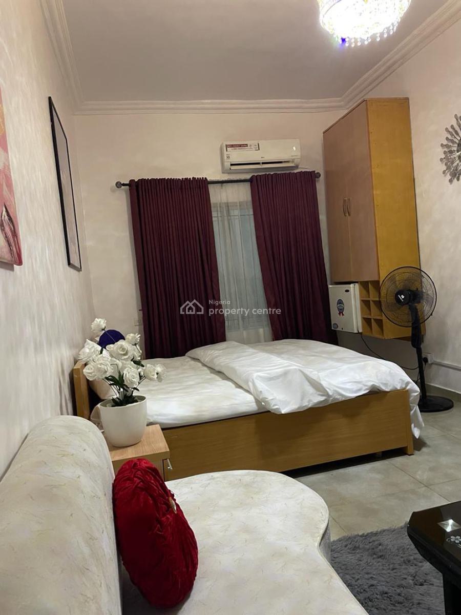 Fully Service Studio Apartment, Chevron Drive, Lekki Expressway, Lekki, Lagos, Self Contain (single Rooms) for Rent