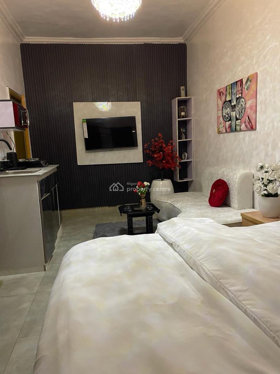 Fully Service Studio Apartment, Chevron Drive, Lekki Expressway, Lekki, Lagos, Self Contain (single Rooms) for Rent