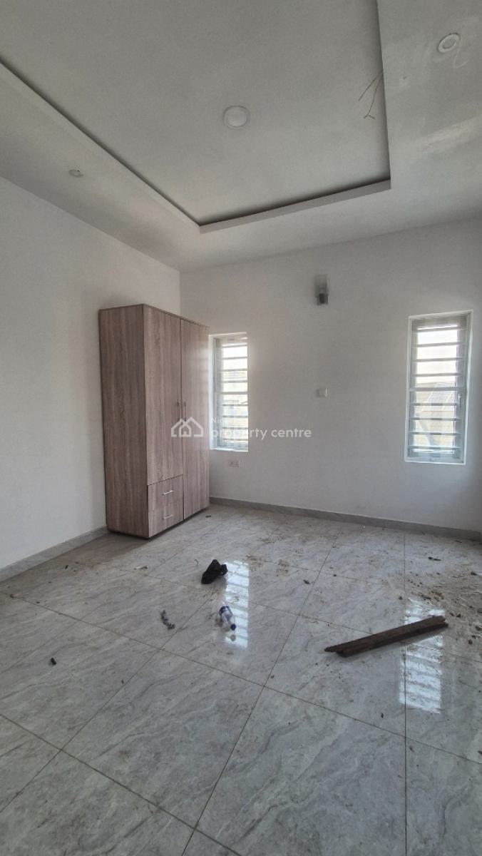 Luxurious 2 Bedroom Flat with Room Bq & Airconditioners in Gra Ikeja, Off Issac John Street Gra Ikeja., Ikeja Gra, Ikeja, Lagos, Flat / Apartment for Rent