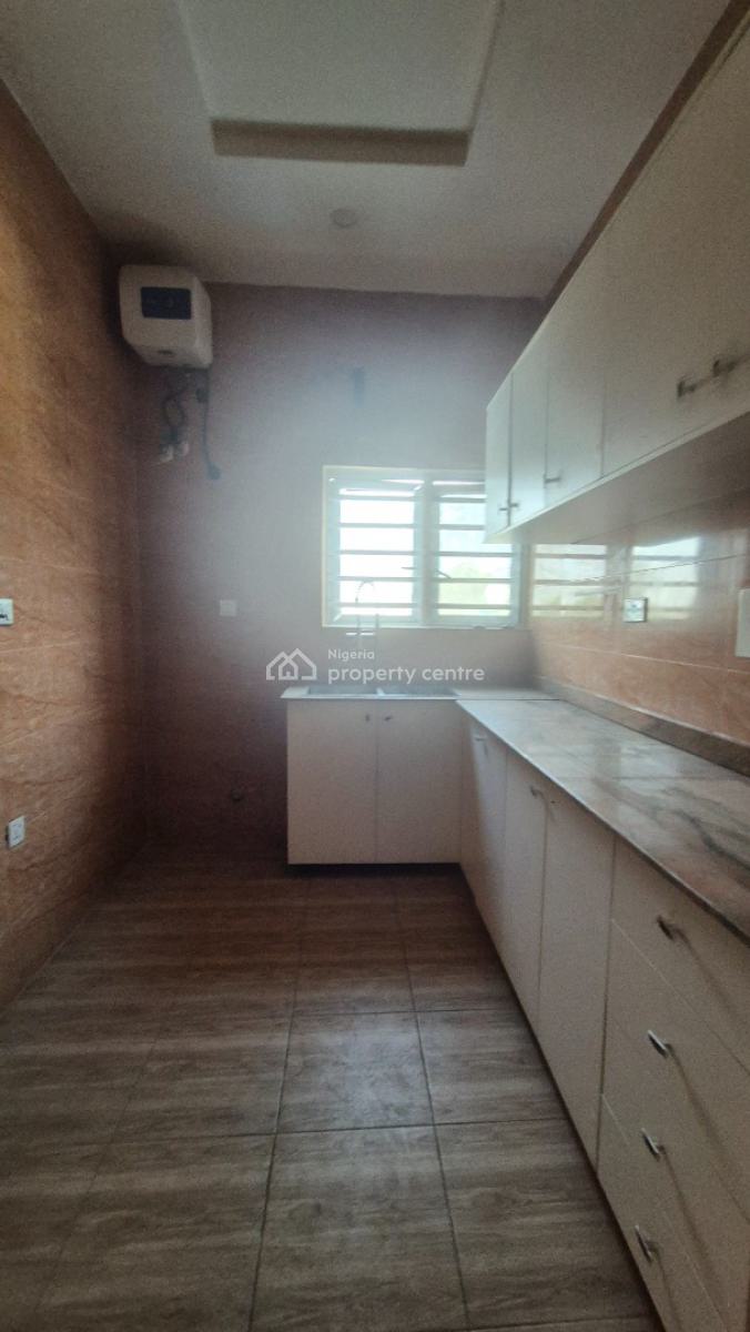 Luxurious 2 Bedroom Flat with Room Bq & Airconditioners in Gra Ikeja, Off Issac John Street Gra Ikeja., Ikeja Gra, Ikeja, Lagos, Flat / Apartment for Rent
