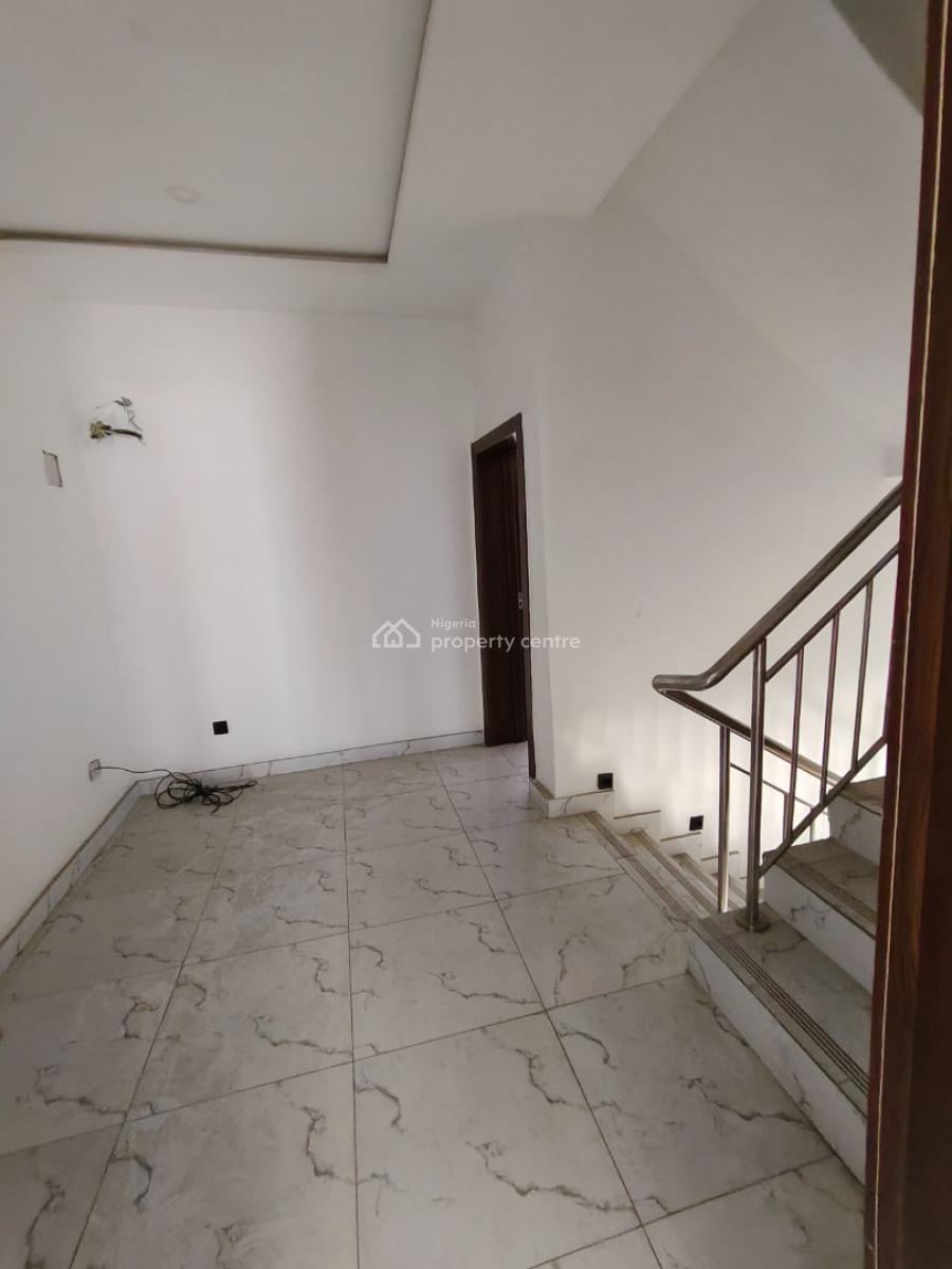 Spacious Fully Serviced 4 Bedrooms Terrace Duplex on 2 Floor, Ajah, Lagos, Terraced Duplex for Rent