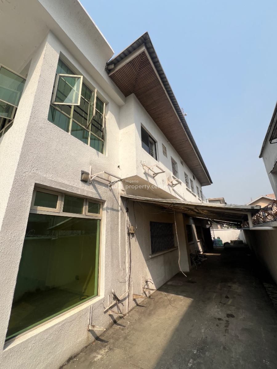 Commercial Duplex with Massive Ground Floor and First Floor Halls & Bq, Lekki Phase 1, Lekki, Lagos, House for Rent