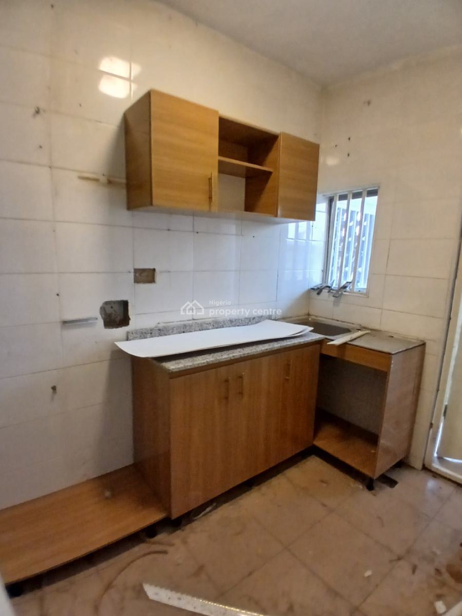 Newly Renovated 3 Bedroom All Rooms En Suite, Wuse 2, Abuja, Flat / Apartment for Rent