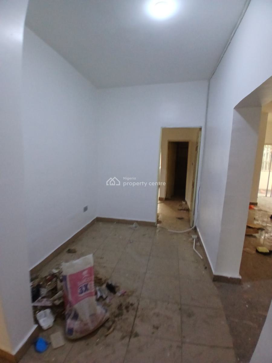 Newly Renovated 3 Bedroom All Rooms En Suite, Wuse 2, Abuja, Flat / Apartment for Rent