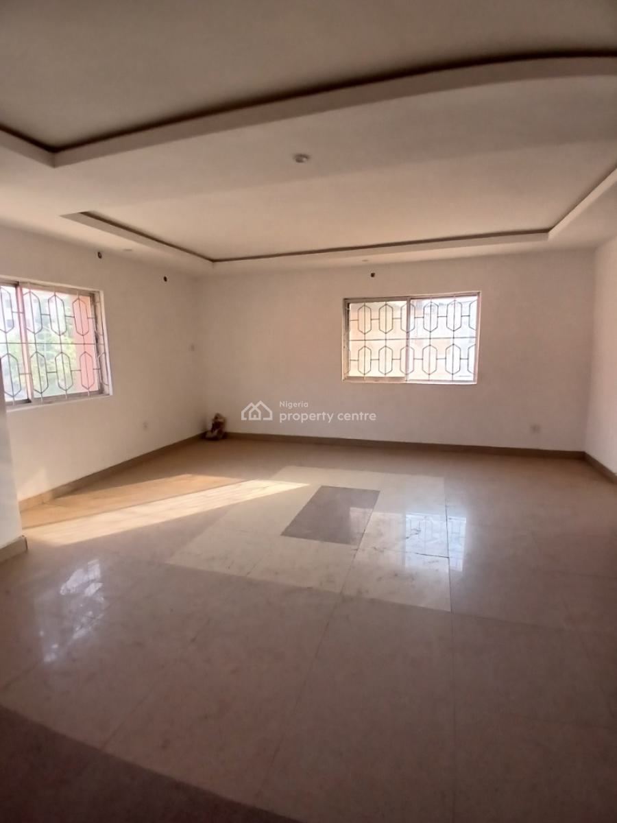 Newly Renovated Spacious 3 Bedrooms All Rooms En Suite, Wuse, Abuja, Flat / Apartment for Rent