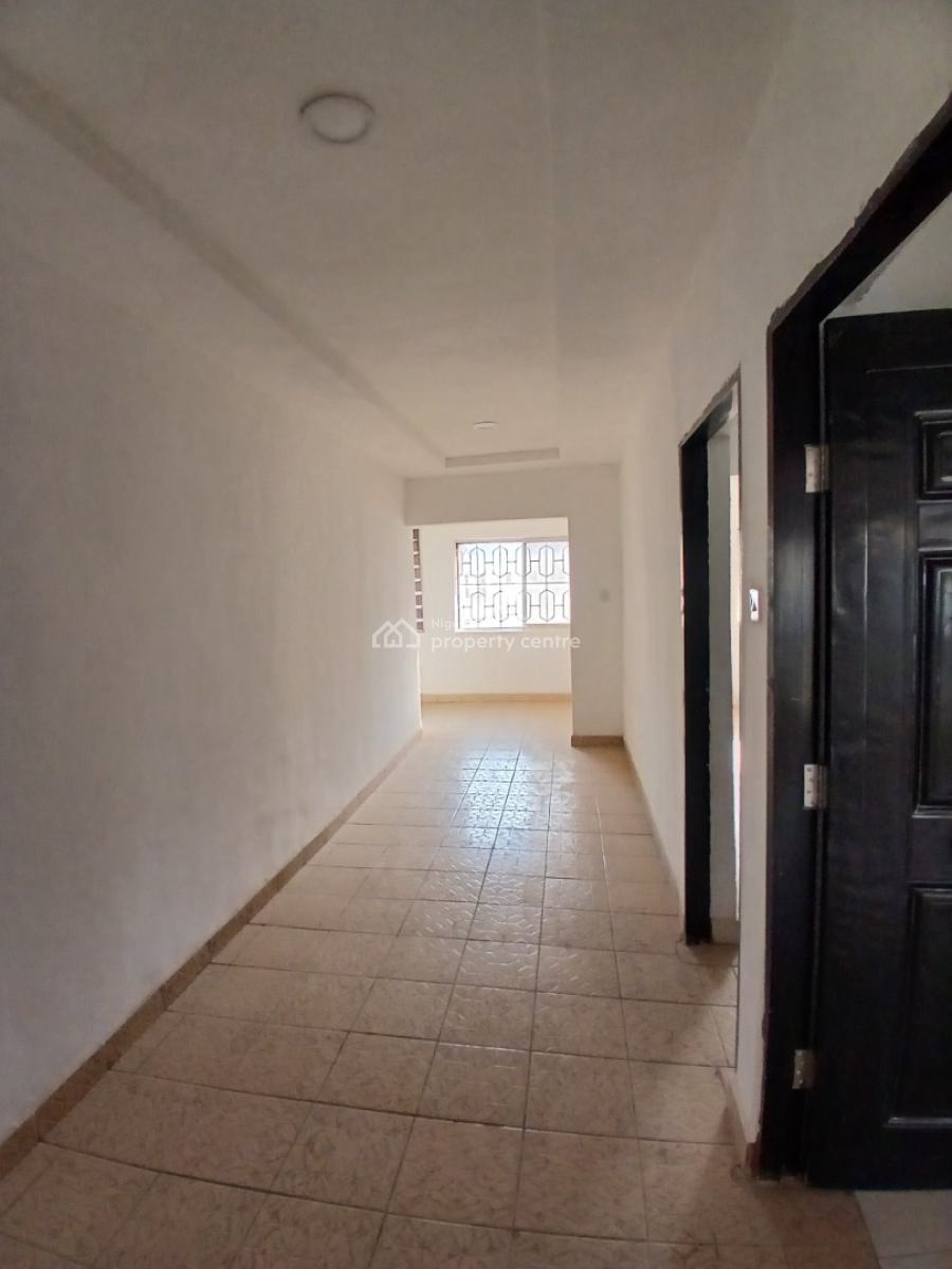Newly Renovated Spacious 3 Bedrooms All Rooms En Suite, Wuse, Abuja, Flat / Apartment for Rent