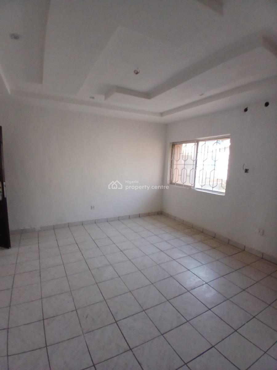 Newly Renovated Spacious 3 Bedrooms All Rooms En Suite, Wuse, Abuja, Flat / Apartment for Rent