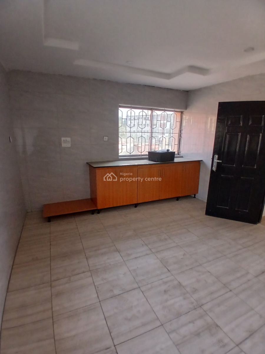 Newly Renovated Spacious 3 Bedrooms All Rooms En Suite, Wuse, Abuja, Flat / Apartment for Rent