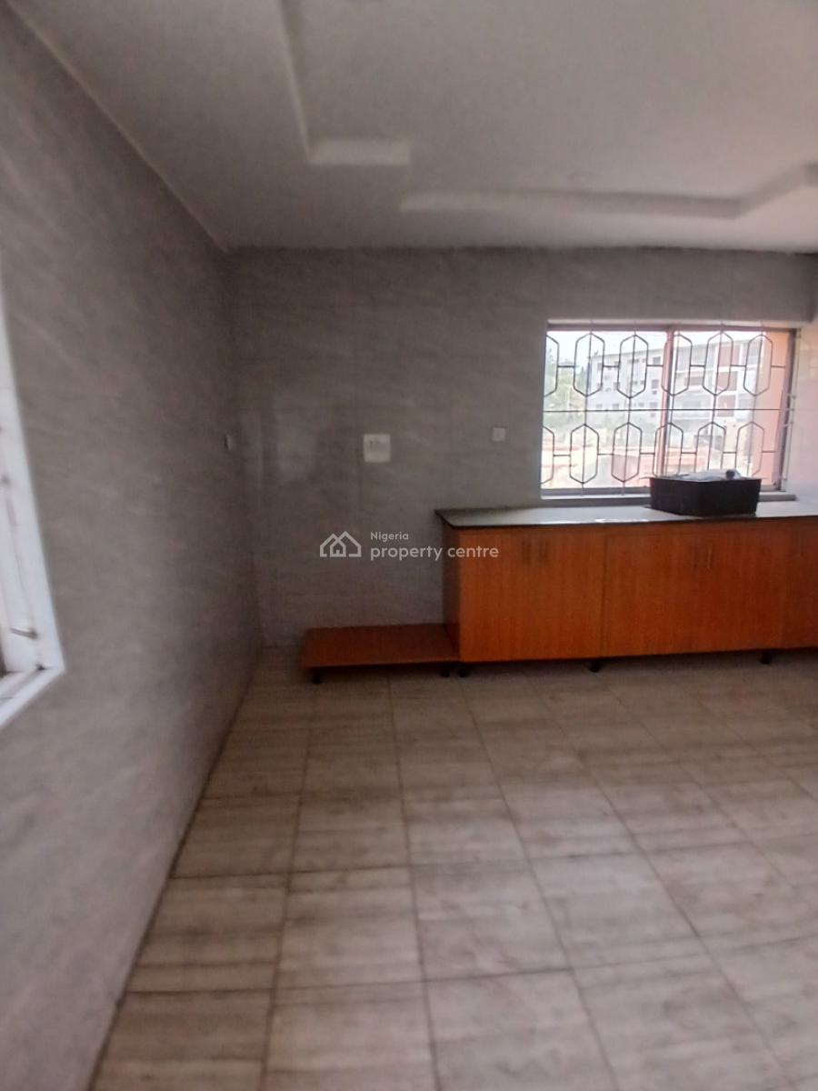 Newly Renovated Spacious 3 Bedrooms All Rooms En Suite, Wuse, Abuja, Flat / Apartment for Rent