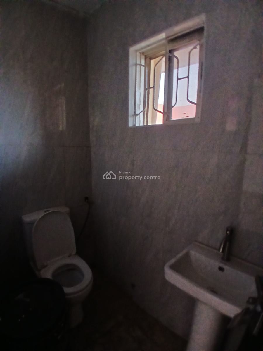 Newly Renovated Spacious 3 Bedrooms All Rooms En Suite, Wuse, Abuja, Flat / Apartment for Rent