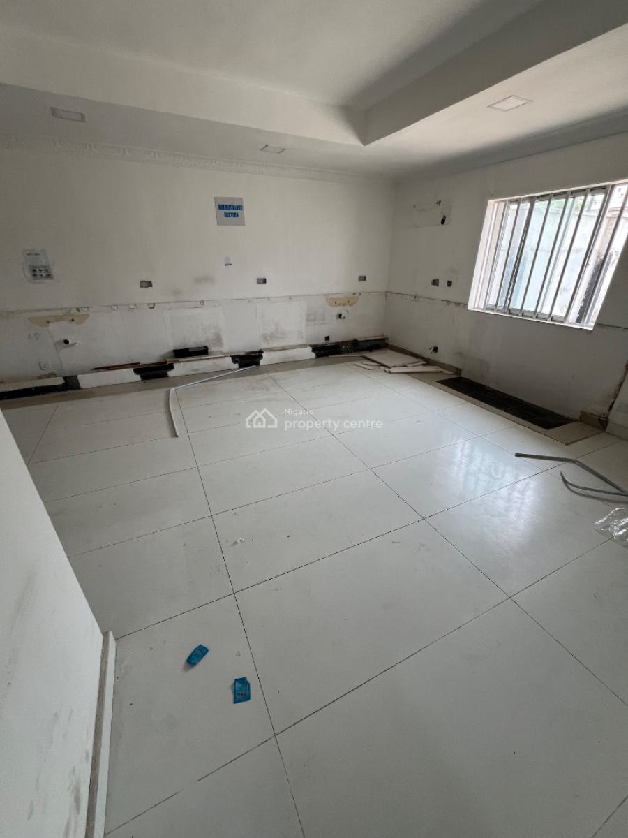 Commercial 5-bedroom Duplex with 2-bedroom Bqs, Lekki Phase 1, Lekki, Lagos, House for Rent