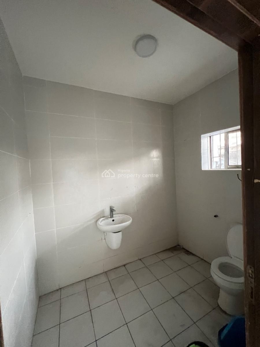 Commercial 5-bedroom Duplex with 2-bedroom Bqs, Lekki Phase 1, Lekki, Lagos, House for Rent